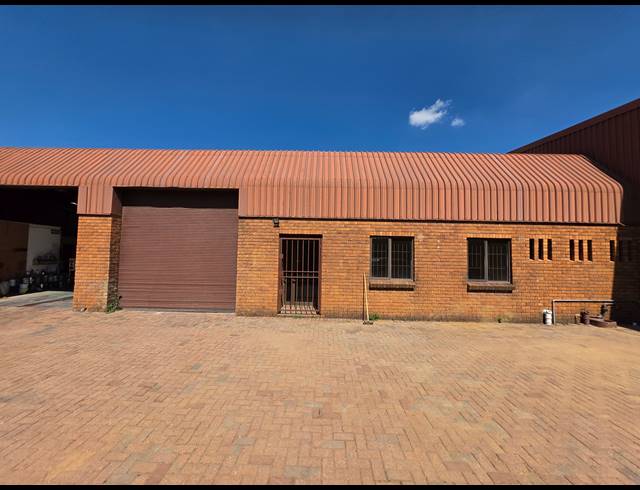 310M² MINI FACTORY TO LET IN KYA SANDS